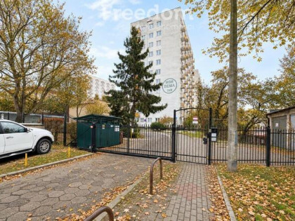 3-pokojowe mieszkanie, miejsce parkingowe na terenie osiedla