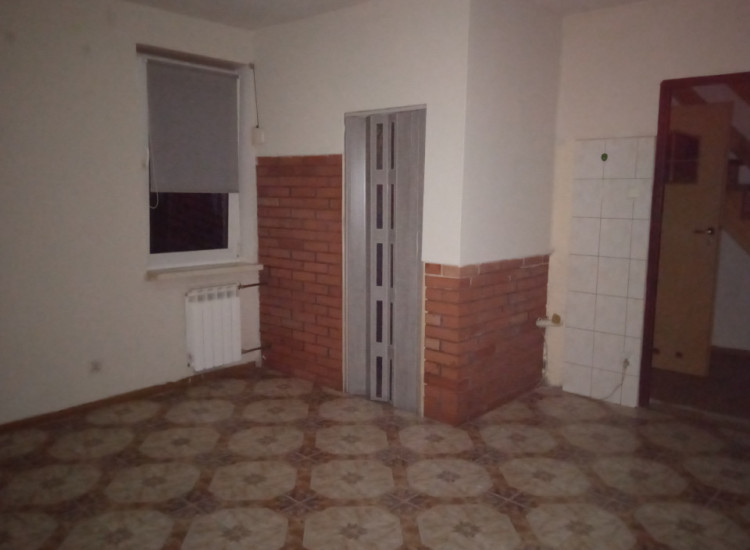 Do sprzedania murowany dom z dużą ogrodzoną działką Nowa Sucha