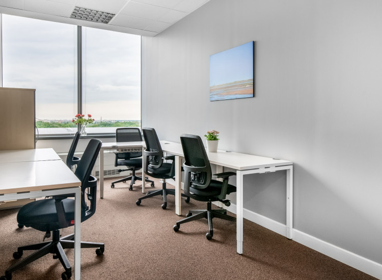 Biura 2 przestrzeni do pracy - Regus North Gate Warszawa