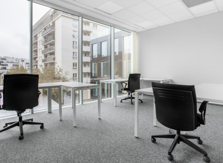 Biura 2 przestrzeni do pracy - Regus Financial Centre Warszawa