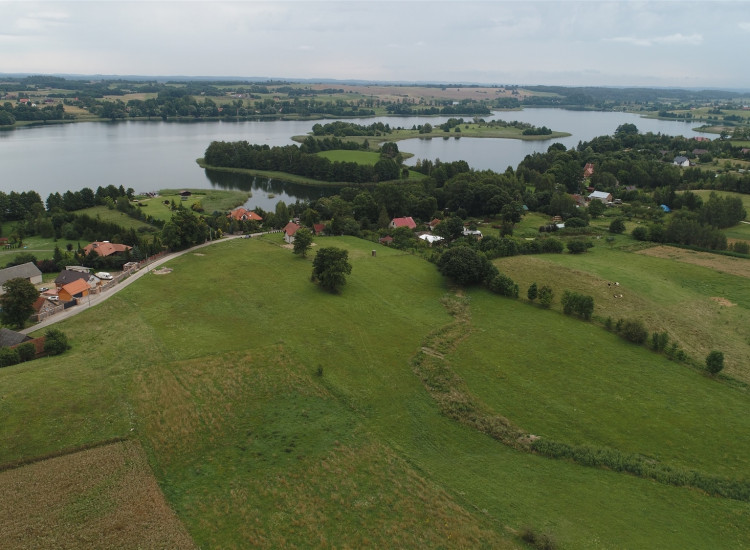 Działka do zabudowy nad jeziorem Orzechowo