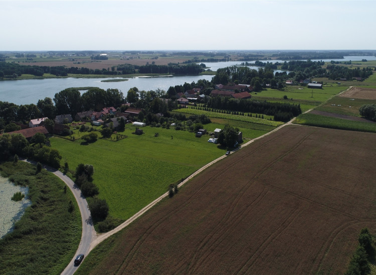 Działka Skrzypki nad jeziorem Przepiórka. Skrzypki