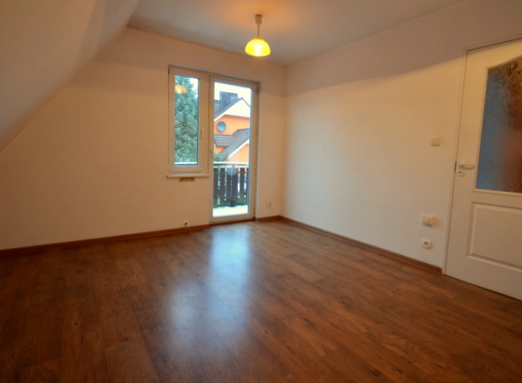 Bliźniak na Os. Czarnym z fotowoltaiką! Jelenia Góra