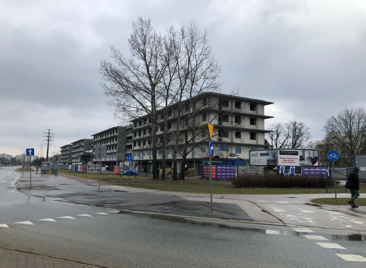 Apartamencik z aneksem kuchennym, balkonem i klimą Warszawa