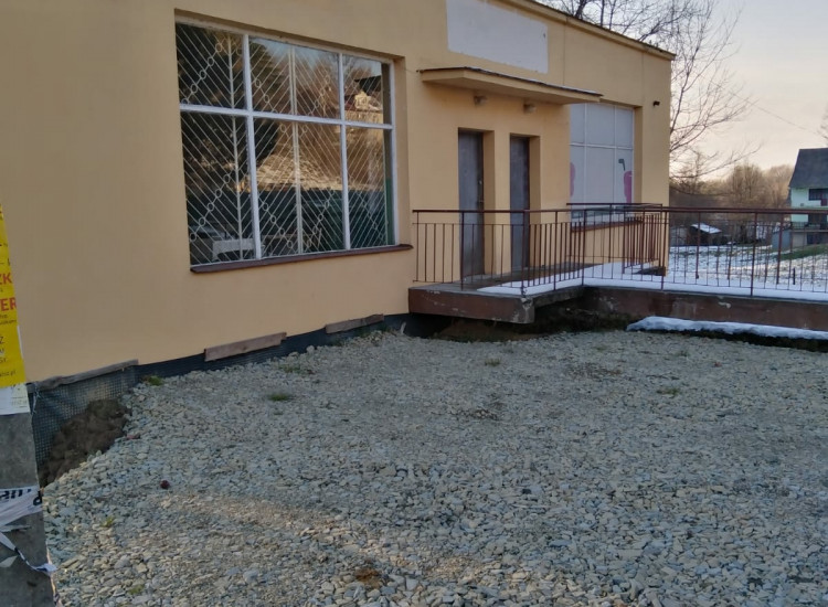 Lokal na wynajem Kamionna