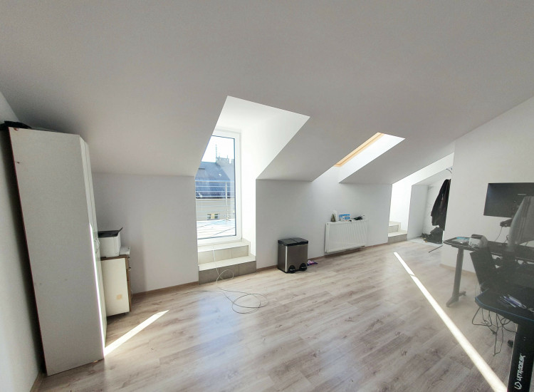 Biuro z dużym balkonem w centrum Tarnowa, 28 m2 Tarnów