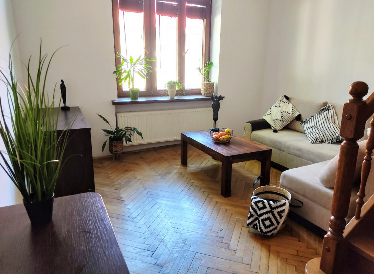 Dwupoziomowe mieszkanie + antresola, świetna lokalizacja, bezpośrednio Kraków