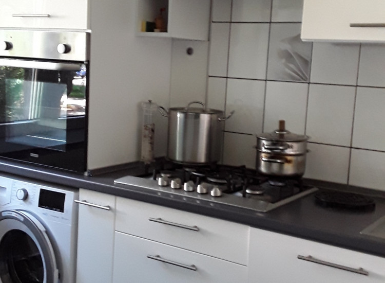 Wynajmę mieszkanie w 4-rodzinnym domu. Osiedle bogate w zieleń Kraków