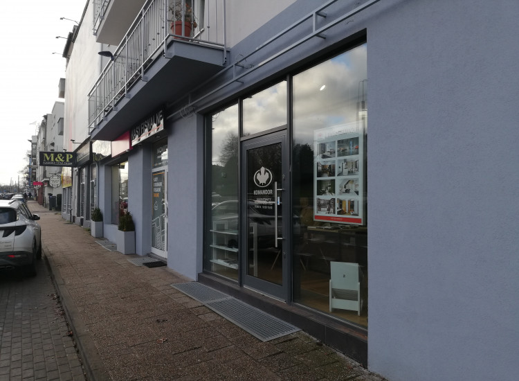 Lokal uzytkowy z wejściem od ulicy,200 metrów od centrum handlowego Klif Gdynia