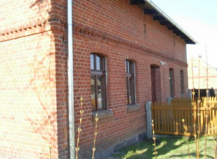 KLIMATYCZNY STARY DOM Z CZERWONEJ CEGŁY Śliwiczki