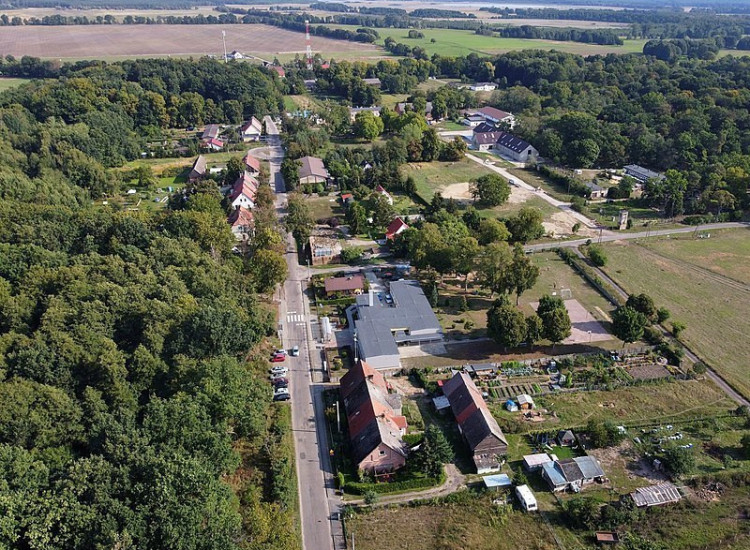 Rzędziny,2001m2,zabud. jednorodzinna,las-park. Rzędziny