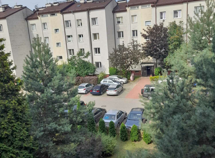 Sprzedam mieszkanie 3 pokojowe miejsce postojowe w cenie Warszawa