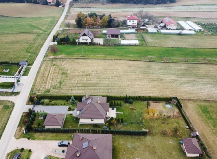 Działka z widokiem na Park Krajobrazowy- wszystkie media! Nasutów