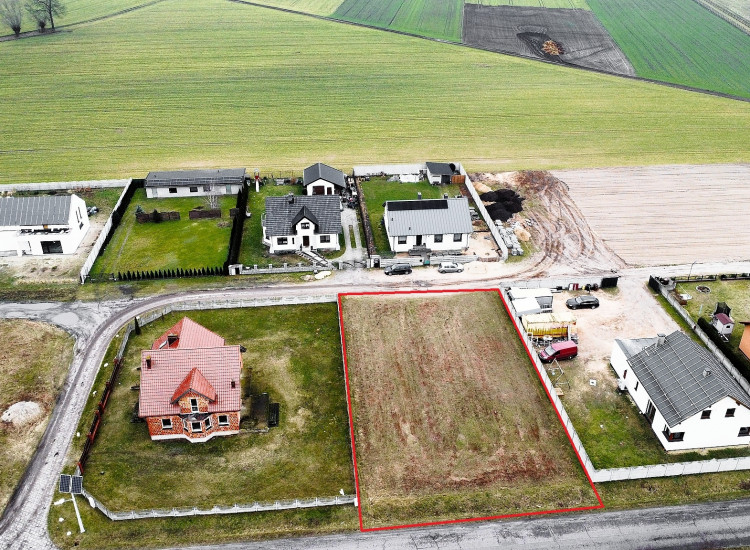 DZIAŁKA NA SPRZEDAŻ | SIERNIKI, GMINA CZEMPIŃ | RÓWNOLEGŁY, PROSTOKĄTNY KSZTAŁT | 1000m2 | WARUNKI ZABUDOWY | DOGODNA LOKALIZACJA Sierniki