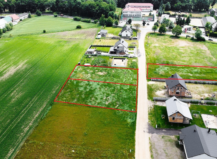 DZIAŁKI NA SPRZEDAŻ BUCZ | BARDZO DOBRA LOKALIZACJA | RÓŻNE POWIERZCHNIE 916m2, 1048m2, 1102m2 | SPOKOJNA OKOLICA | WARUNKI ZABUDOWY | PRĄD NA DZIAŁKACH | Bucz