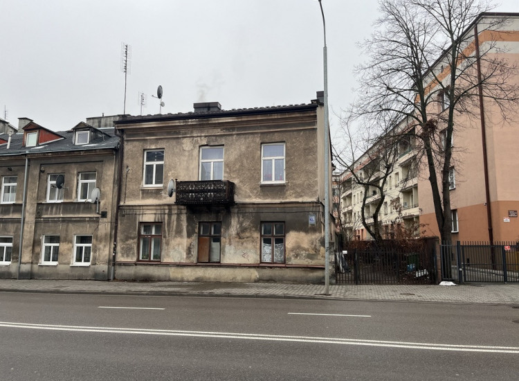 Kamienica przy ul. 25-go Czerwca w Radomiu Radom
