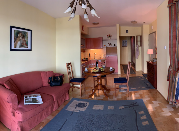 Apartament w Śródmieściu gabinet do pracy zdalnej Westfield Arkadia Jana Pawła II blisko metro Muranów Babka Tower Warszawa