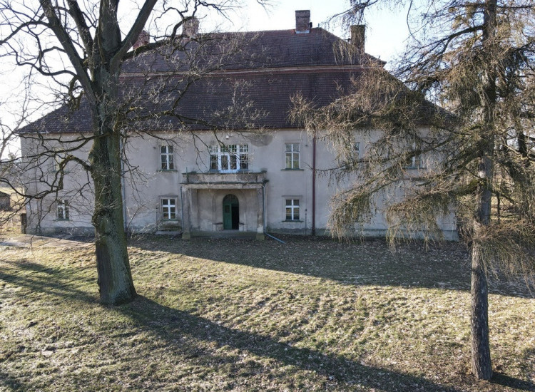 Na Sprzedaż Barokowy Dwór Biskupice, Opolskie. Biskupice