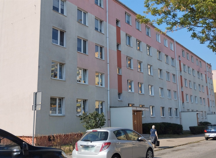 Mieszkanie 3 pokojowe, do remontu, 4 piętro - atrakcyjna cena!!! Włocławek