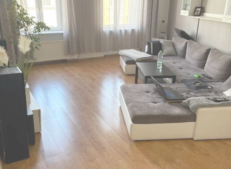 Przestronne mieszkanie w kamienicy w samym centrum Szczecin