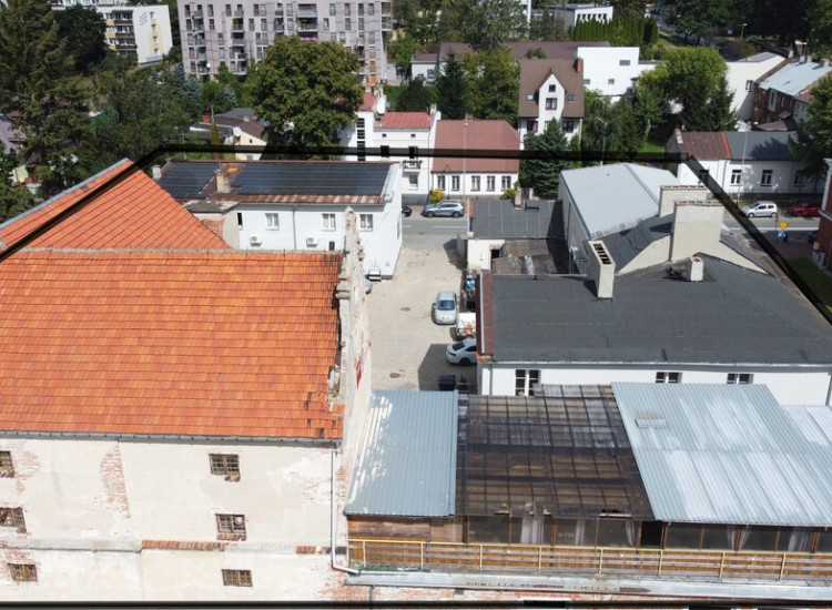 Kompleks budynków przy ul. 6 Sierpnia w Puławach.. Puławy