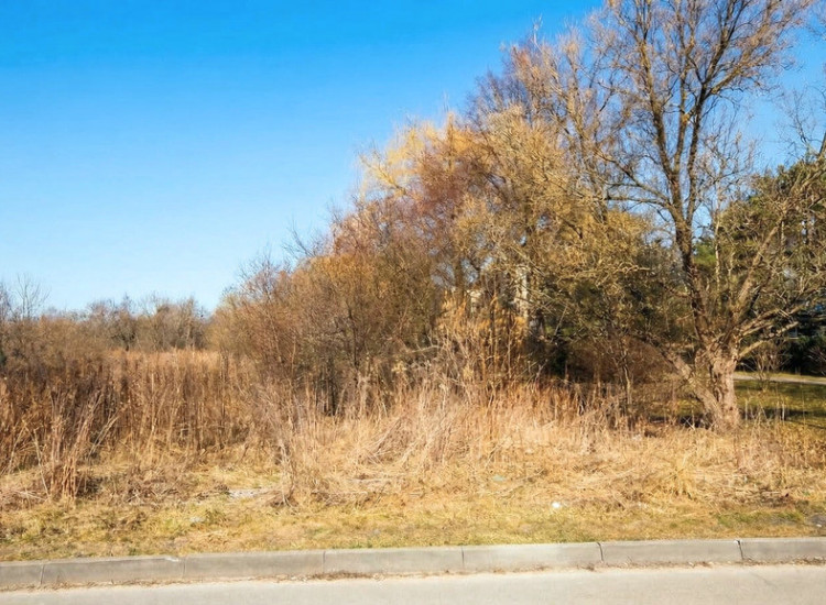 Działka budowlana w centrum Turki, 0,036ha Turka