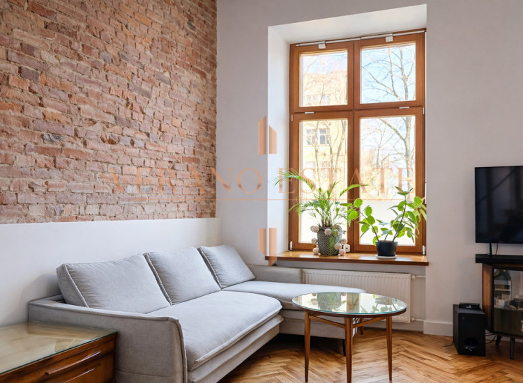 KAMIENICA B. SCHMIDER | PARKING | WYSOKIE - 4,6 m. Łódź