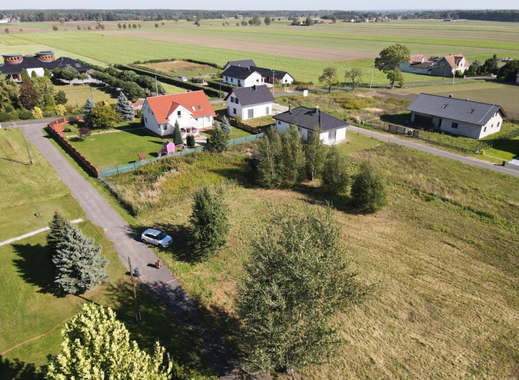Sprzedaż działka budowlana w Łubnianach, 10,4 ar. Łubniany