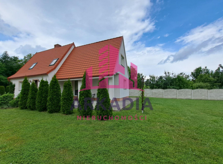 Dom w Centrum Bielawy pow. działki 957m2 Bielawa
