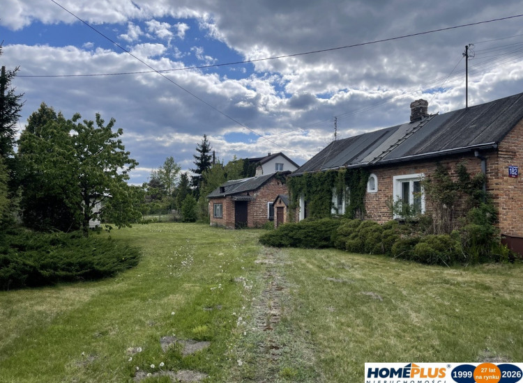 Działka budowlana o powierzchni 18 404 m². Ciemne