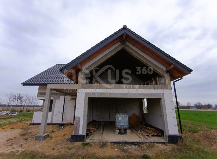 Świetna lokalizacja+duża działka! 151m2 - Świerzna Świerzna