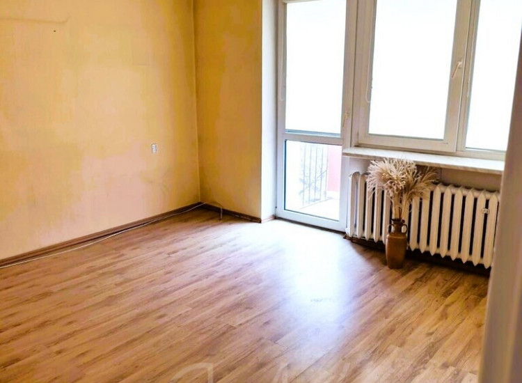 słoneczne 3 pokojowe mieszkanie w bloku z cegły Wałbrzych