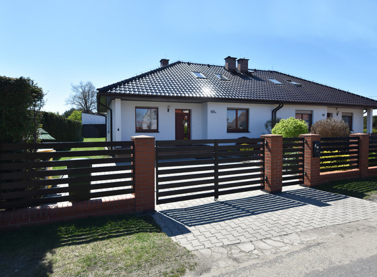 Dom w zabudowie bliźniaczej,Łubniany,Opolskie Łubniany