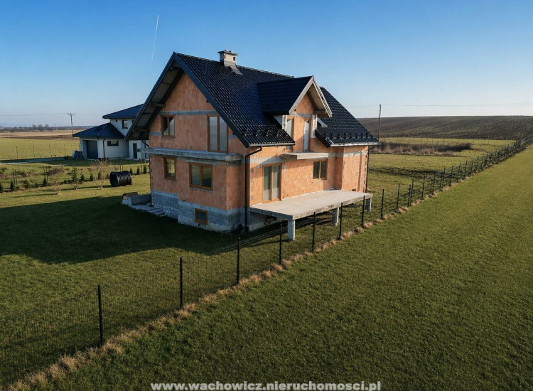 Dom w Łętkowicach w gminie Radziemice, 32km od Krakowa Łętkowice