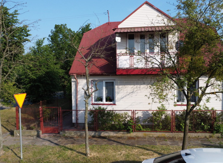 Dom 100 m2 w centrum Gniewoszowa gm. Kozienice. Gniewoszów