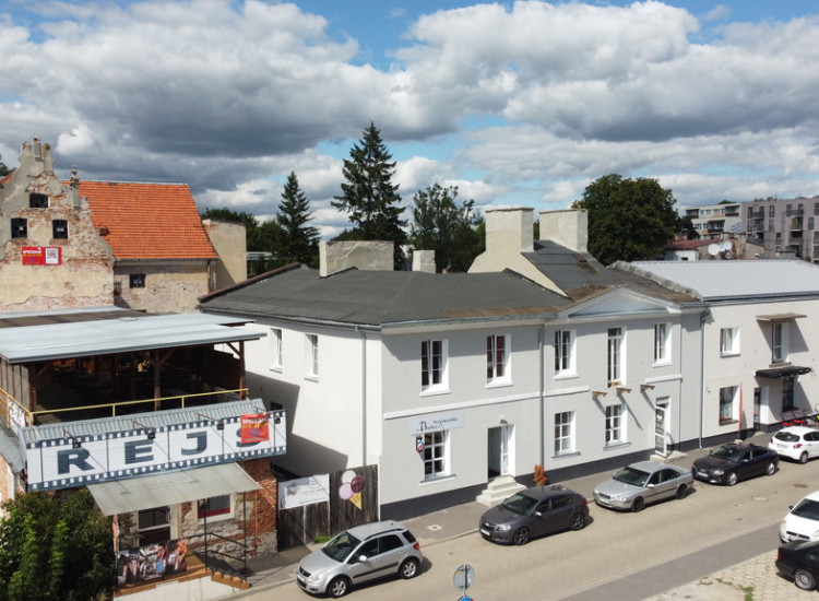 Restauracja "REJS" ul. Portowa 2  w Puławach. Puławy