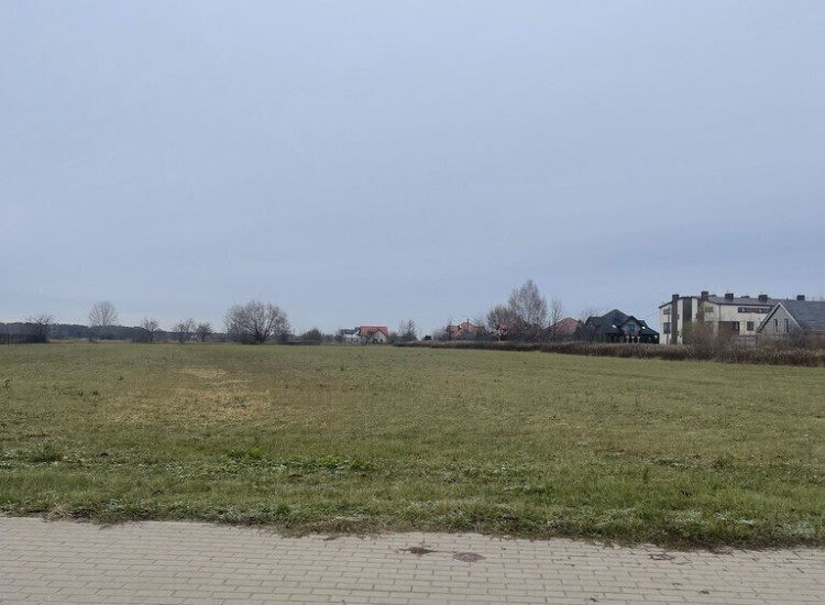 Działka 938 m² w Radzyminie, MPZP, media Radzymin