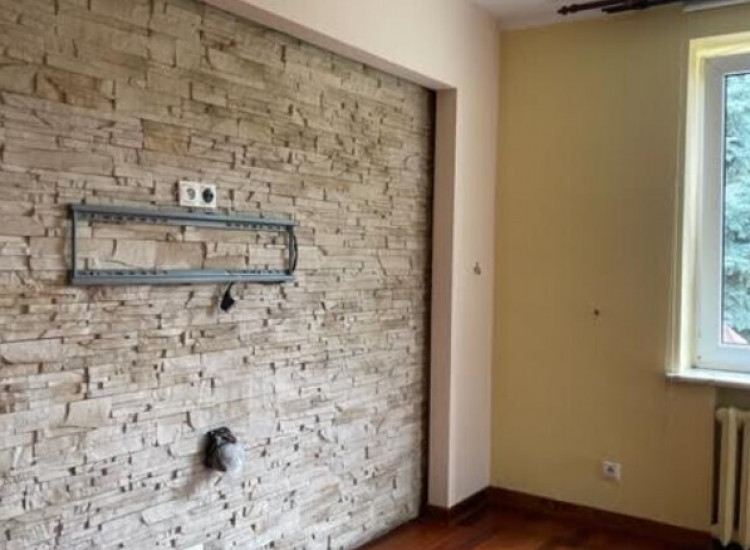 Dom dla pracowników z przestronnymi pokojami. Nowe Lipiny