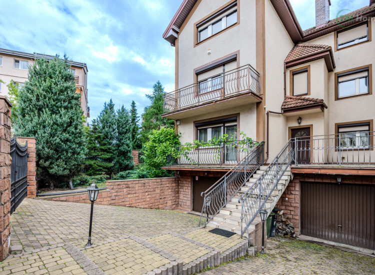Targówek, dom mieszkalny, usługowy lub inwestycja. Warszawa