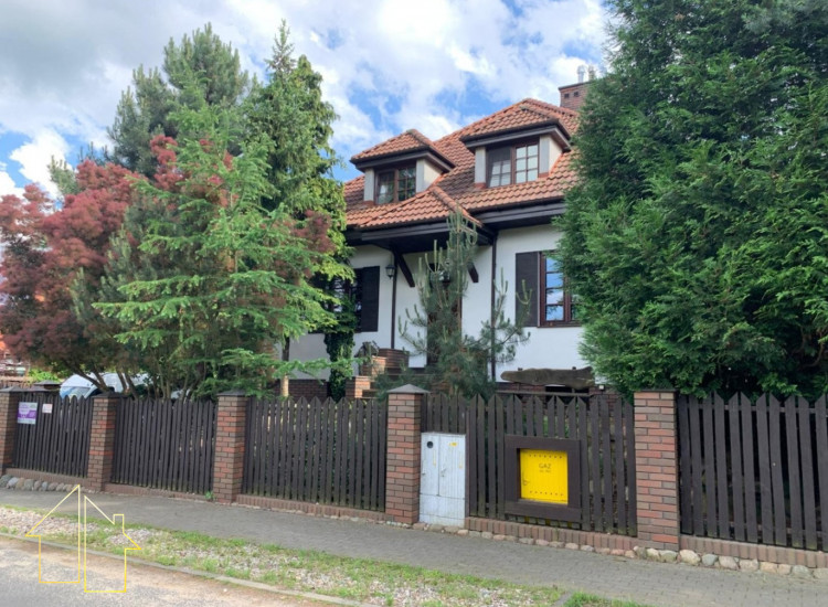 Białołęka | Dom 390 m² | 8 pokoi | garaż 4 auta | staw Odrano-Wola