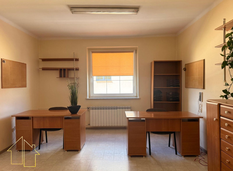Przestronny lokal w cent Skoczów