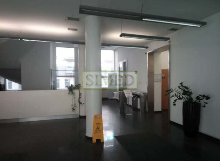 5 minut od stacji metra,recepcja,dostep24h,parking Warszawa