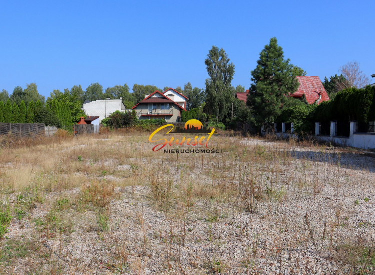 Wynajmę Plac o pow. 1600 m², Monitoring, Utwardzone Podłoże Zielonka