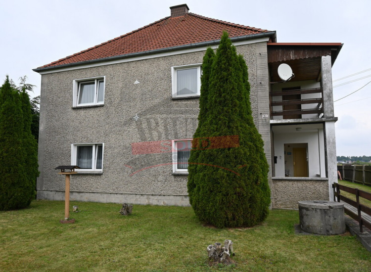 Staniszcze Wlk. Dom do zamieszkania z dziaką 16 A Staniszcze Wielkie