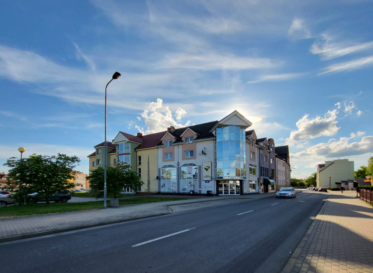 Budynek mieszkalno-usługowy 739 m² — Kostrzyn nad Odrą, przy granicy z Niemcami Kostrzyn nad Odrą
