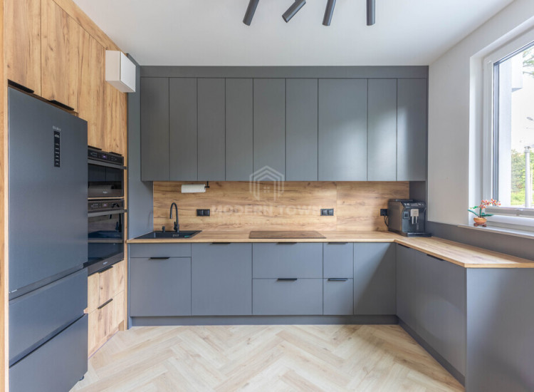 4 pokoje + ogród 165 m² | Centrum Piastowa Piastów