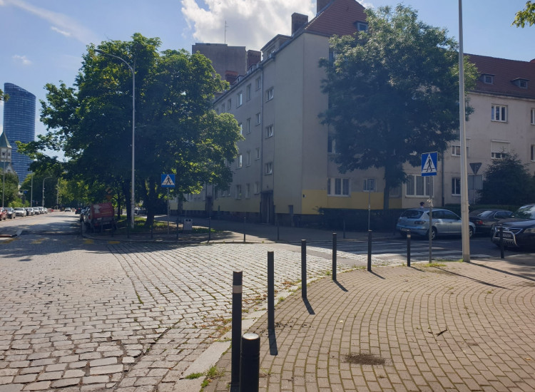 ### ? OFICJALNE OGŁOSZENIE HOLDINGU „CIPA”  ### ? (Centralny Instytut Patologii i Absurdu)  ### ? Wrocław, Krucza 78, Wrocław, Kancelaria Główna Wrocław