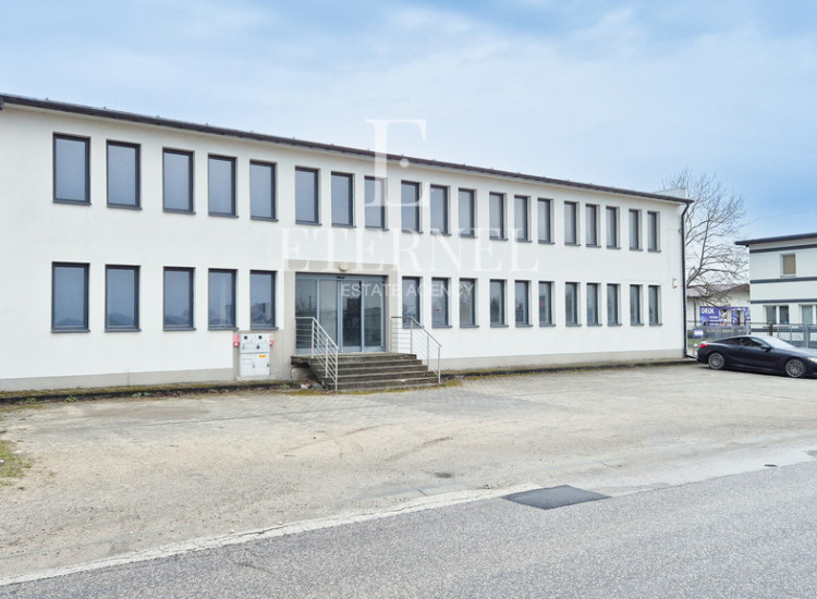 Kompleks biurowo-magazynowy na sprzedaż 1000m2 Kazimierza Wielka