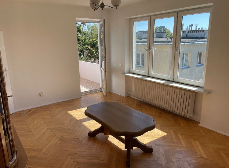 Mieszkanie z potencjałem na sprzedaż 37 m² | II piętro | loggia | ul. Żeromskiego, Kielce Kielce