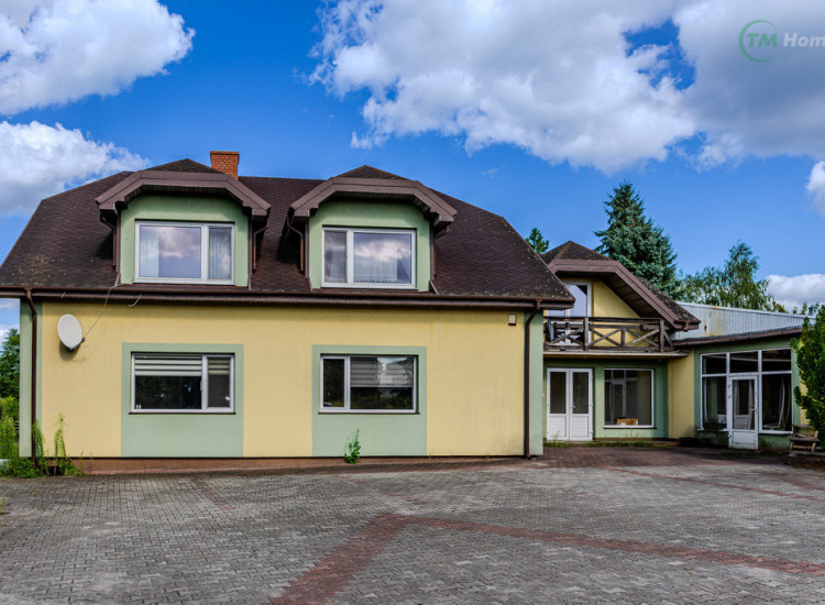 Gostynin dom z budynkiem dla działalności. Gostynin